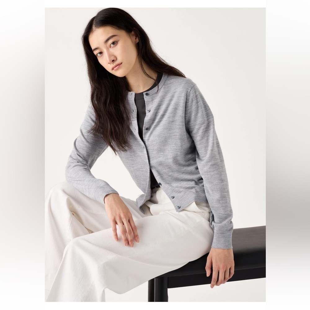 Uniqlo Heather Gray Merino Wool Women's Cardigan Size M